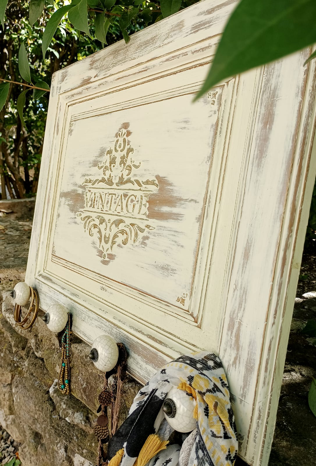 vintage-porte-buffet-detourne-porte-manteau-lou-mind-creations